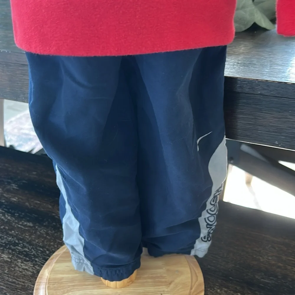 Set - Picture 3 of 5